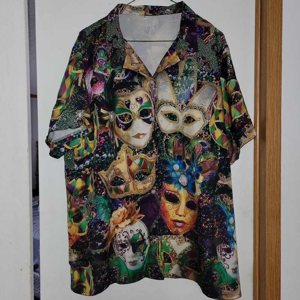 Colorful Mardi Gras Mask Shirt